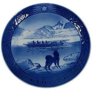 Vintage 1968 Royal Copenhagen Christmas Decor Plate 7" Diameter The Last Umiak